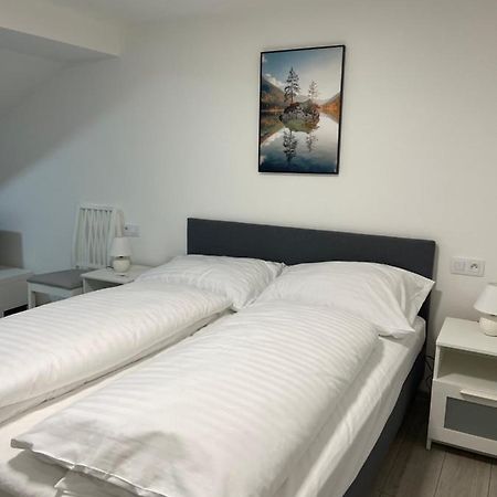 Apartament Cheb Εξωτερικό φωτογραφία